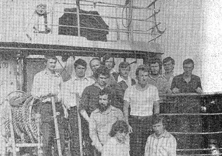 Кожан И. со своей  бригадой рыбообработчиков - БМРТ-564 Иоханнес Семпер 19 07  1979