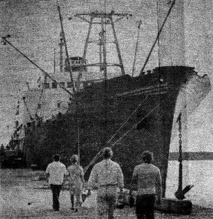 ТР Иней в порту Котону – 23 04 1977
