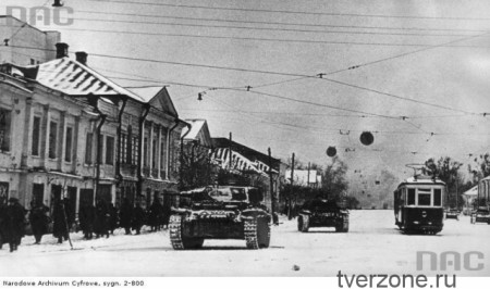 немецкие  танки в городе Калинин