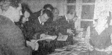 Третья партийная конференция рыбопромыслового флота во время перерыва – ТБОРФ 06 01 1965