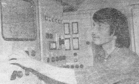 Смелов Евгений рыбмастер за управлением технологическим оборудование - РТМ С-7504 Пейпси 20 03 1975