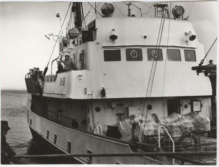 СРТР-9101 Кассари  в порту - 1986
