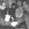 Коган Давид капитан ТР Бора  - слева - принимает поздравления Г. Окс парторга ТБРФ  30 ноября 1972