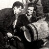 2-й  помощник  капитана Владимир  Сурков и электрик  Борис  Башинов- СРТР-9082 - сентябрь 1966 года