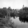 Это Жёлтиков монастырь на реке Тьмака, за Борихиным. Был взорван Красной армией в октябре 1941-го при бегстве из Калинина